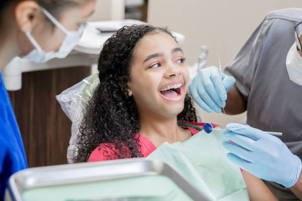 Best Emergency Tooth Extraction in Salyersville, KY